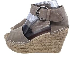 Marc Fisher Womens ALALIDA Sandal Size 7.5M‎ Taupe Platform Wedge Suede Boho
